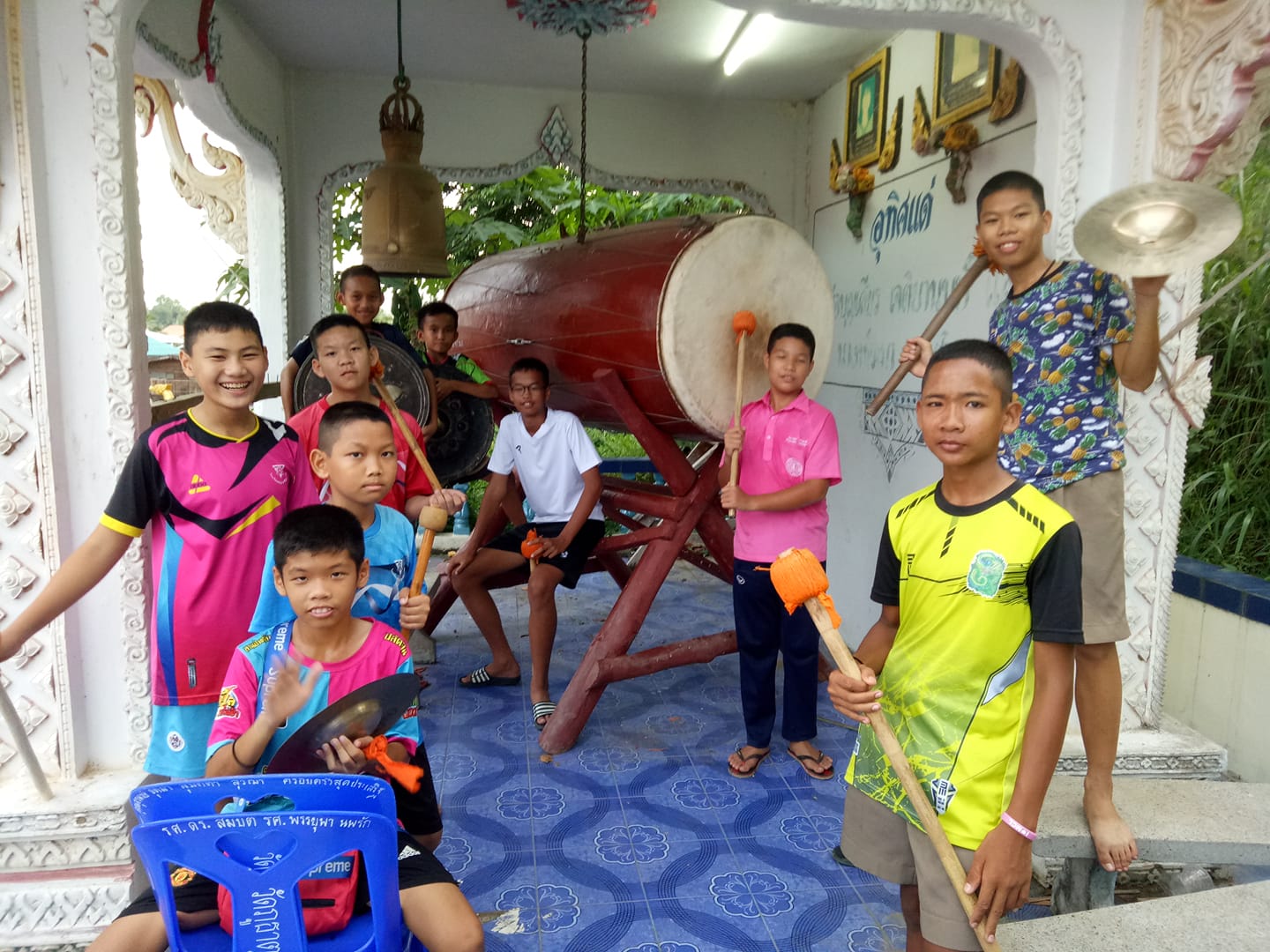 ตีกุ่ยหลุ่ยซุ้มและการรำกุ่ยหลุ่ยซุ้ม