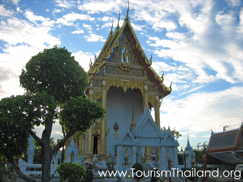 วัดบางไผ่