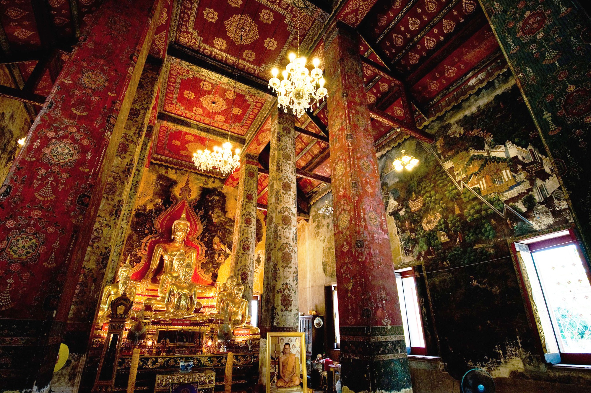 วัดชุมพลนิกายารามราชวรวิหาร