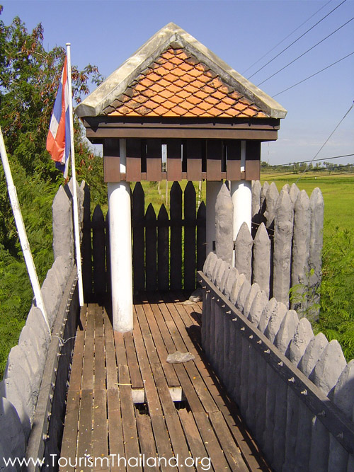 คูค่ายพม่า