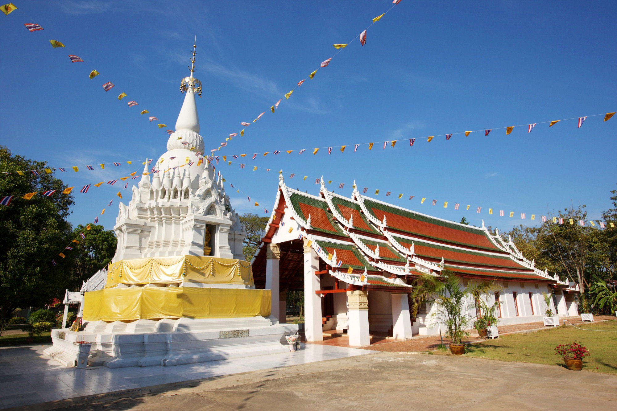วัดพระบรมธาตุวรวิหาร