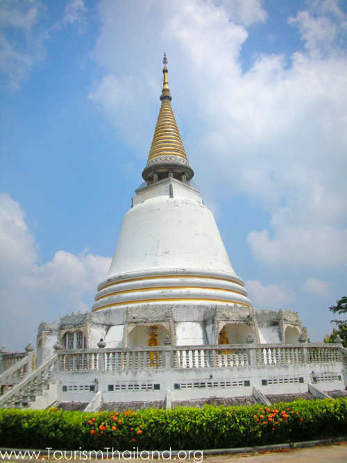 เจดีย์พระคุณแม่ (วัดคลองใหม่)