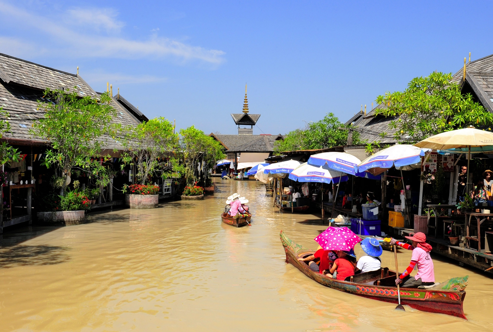ตลาดน้ำ 4 ภาค พัทยา
