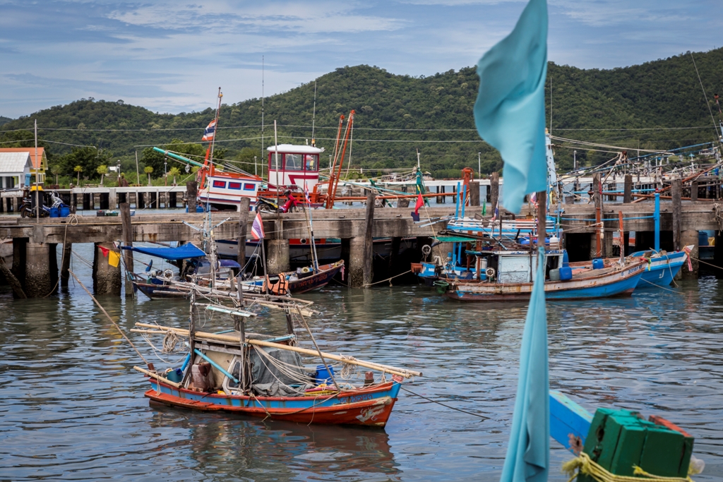 บางเสร่