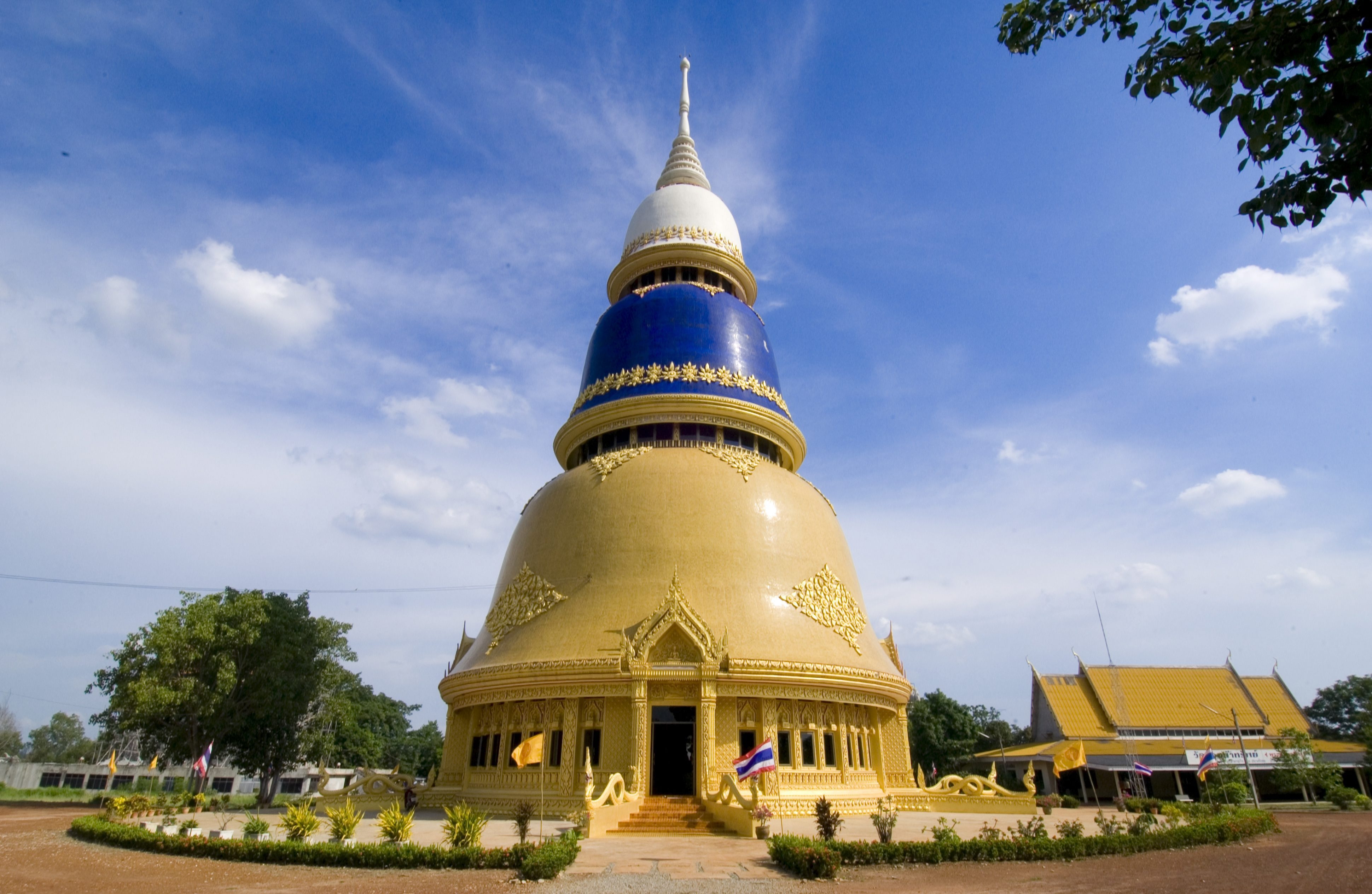 วัดพระธาตุวาโย (วัดห้วยน้ำทรัพย์)