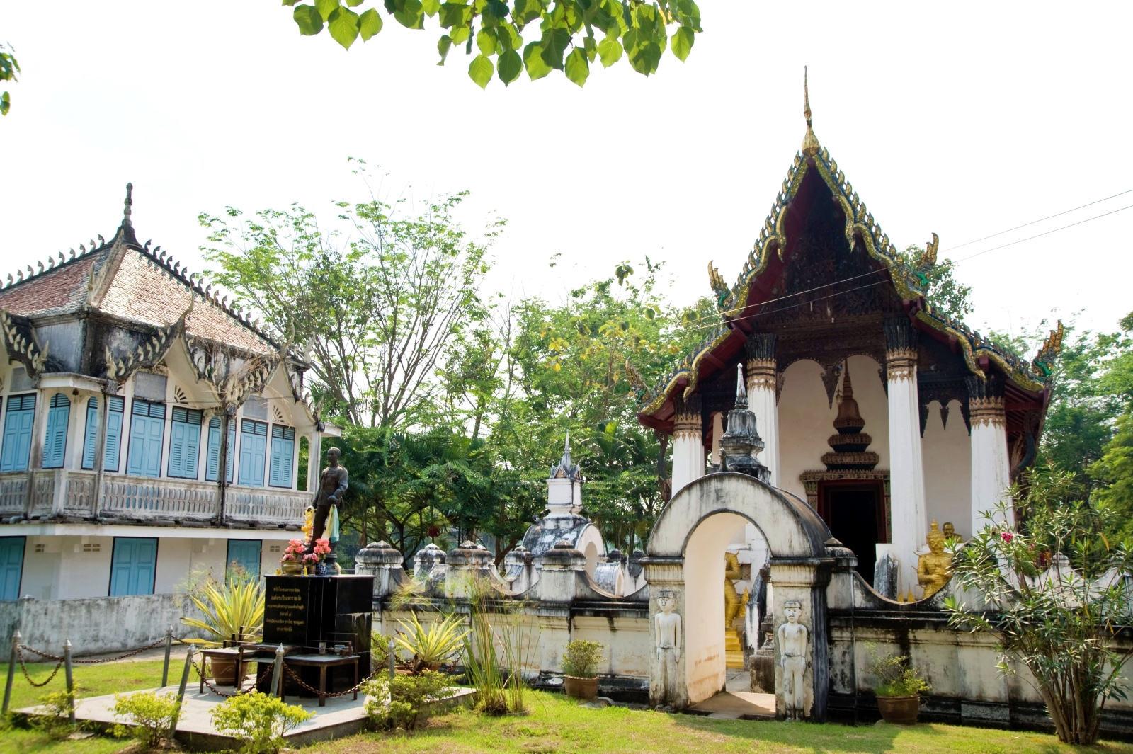 วัดใหญ่ทักขิณาราม