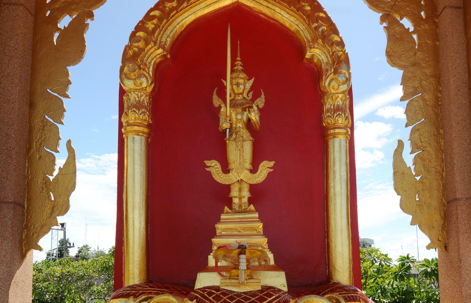 พระสยามเทวาธิราชจำลอง