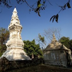พระธาตุก่องข้าวน้อย