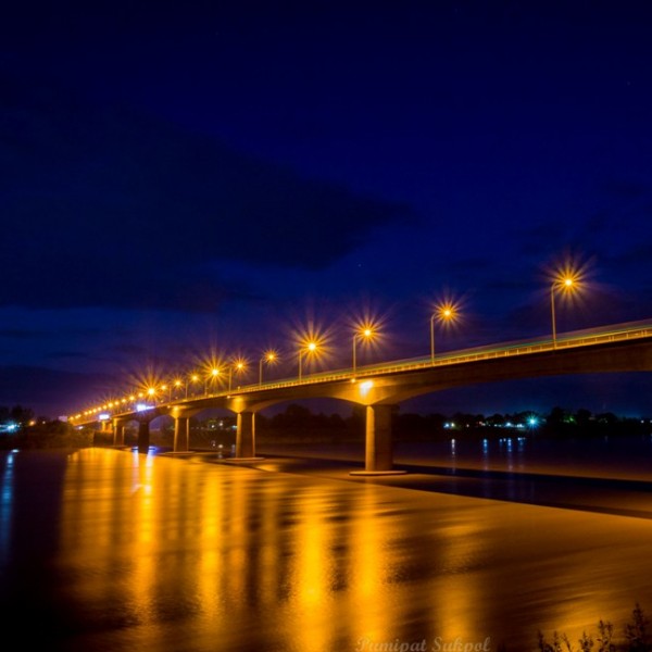 สะพานมิตรภาพไทย-ลาว แห่งที่ 1