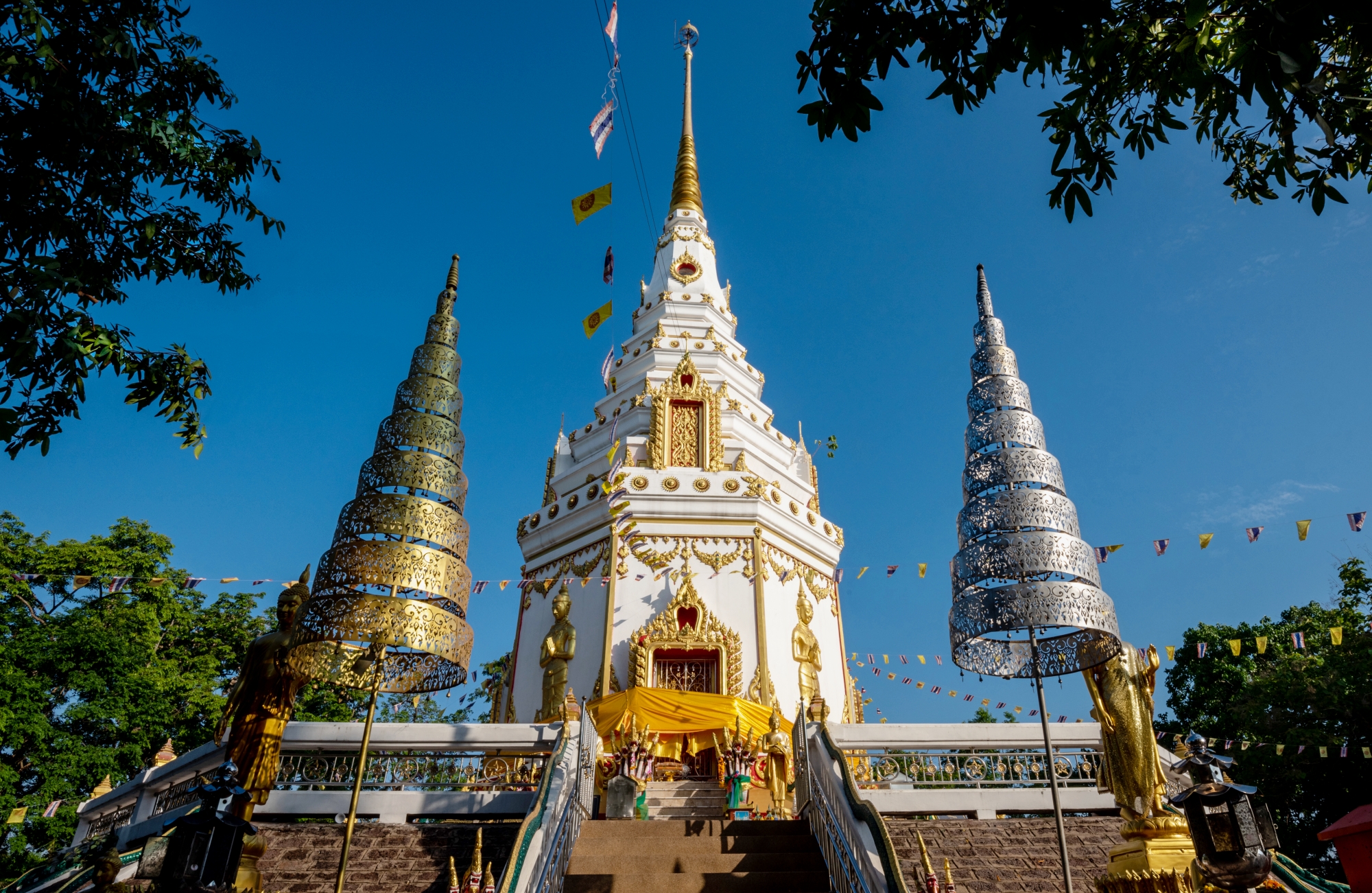 พระธาตุมหาชัย