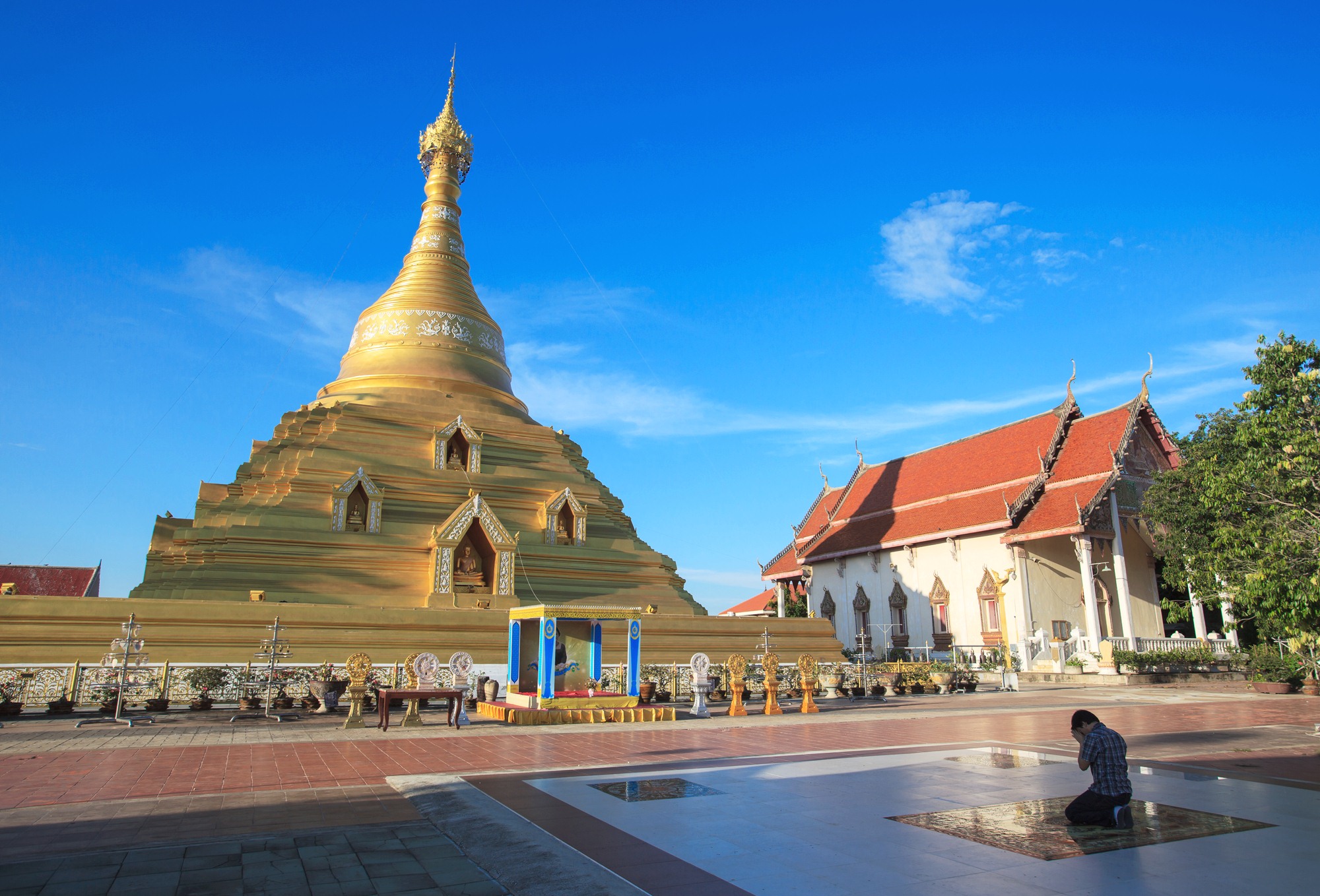 วัดพระบรมธาตุเจดียาราม