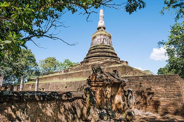 โบราณสถานวัดเขาสุวรรณคีรี