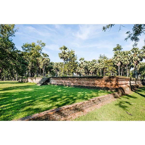 เนินปราสาทพระร่วง หรือเขตพระราชวังในสมัยสุโขทัย (อ