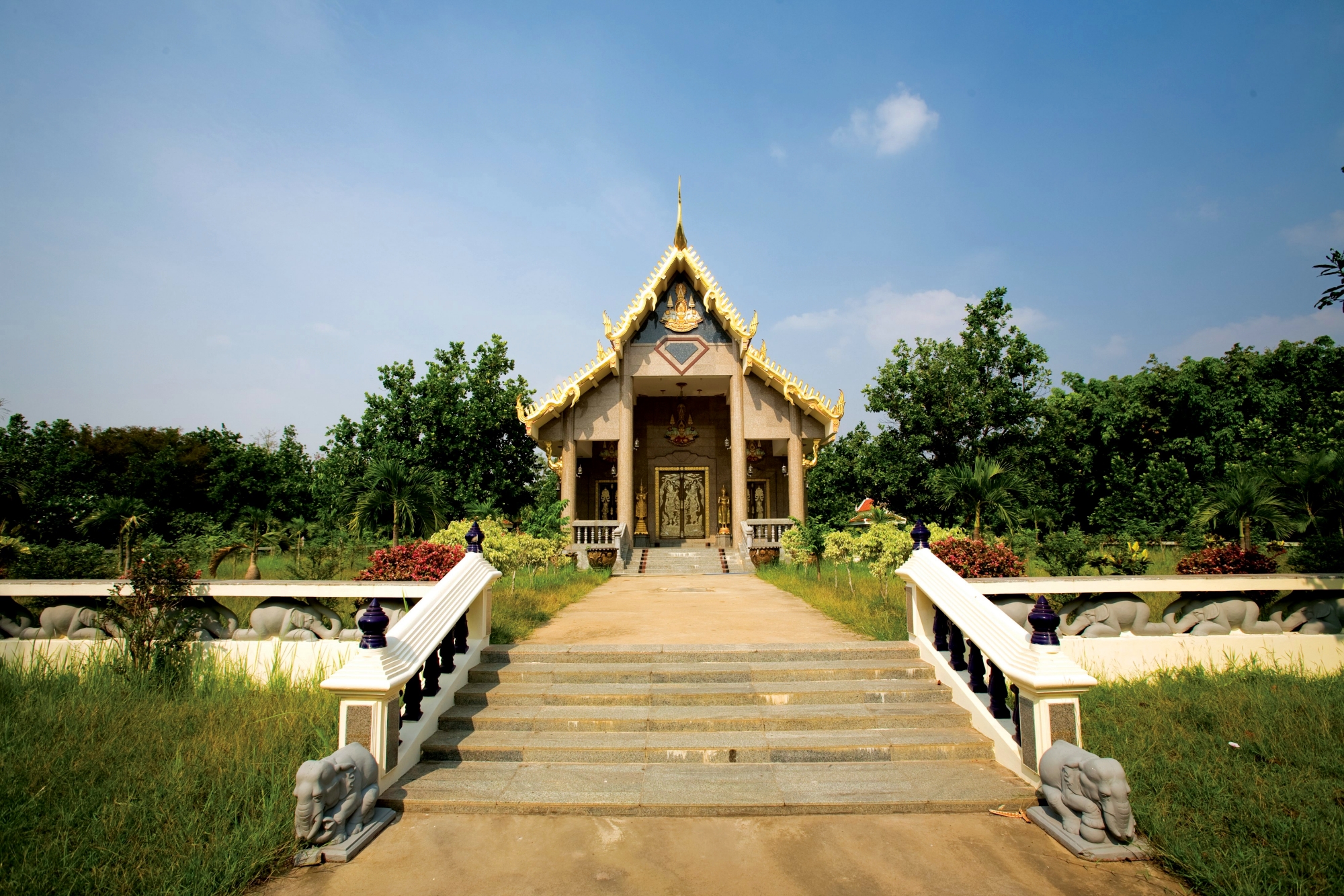 วัดทับคล้อ (สวนพระโพธิสัตว์)