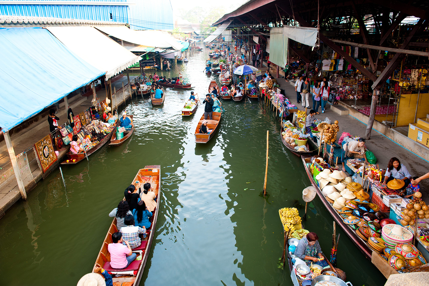 ล่องคลองชมตลาดน้ำดำเนินสะดวก | CBT Thailand