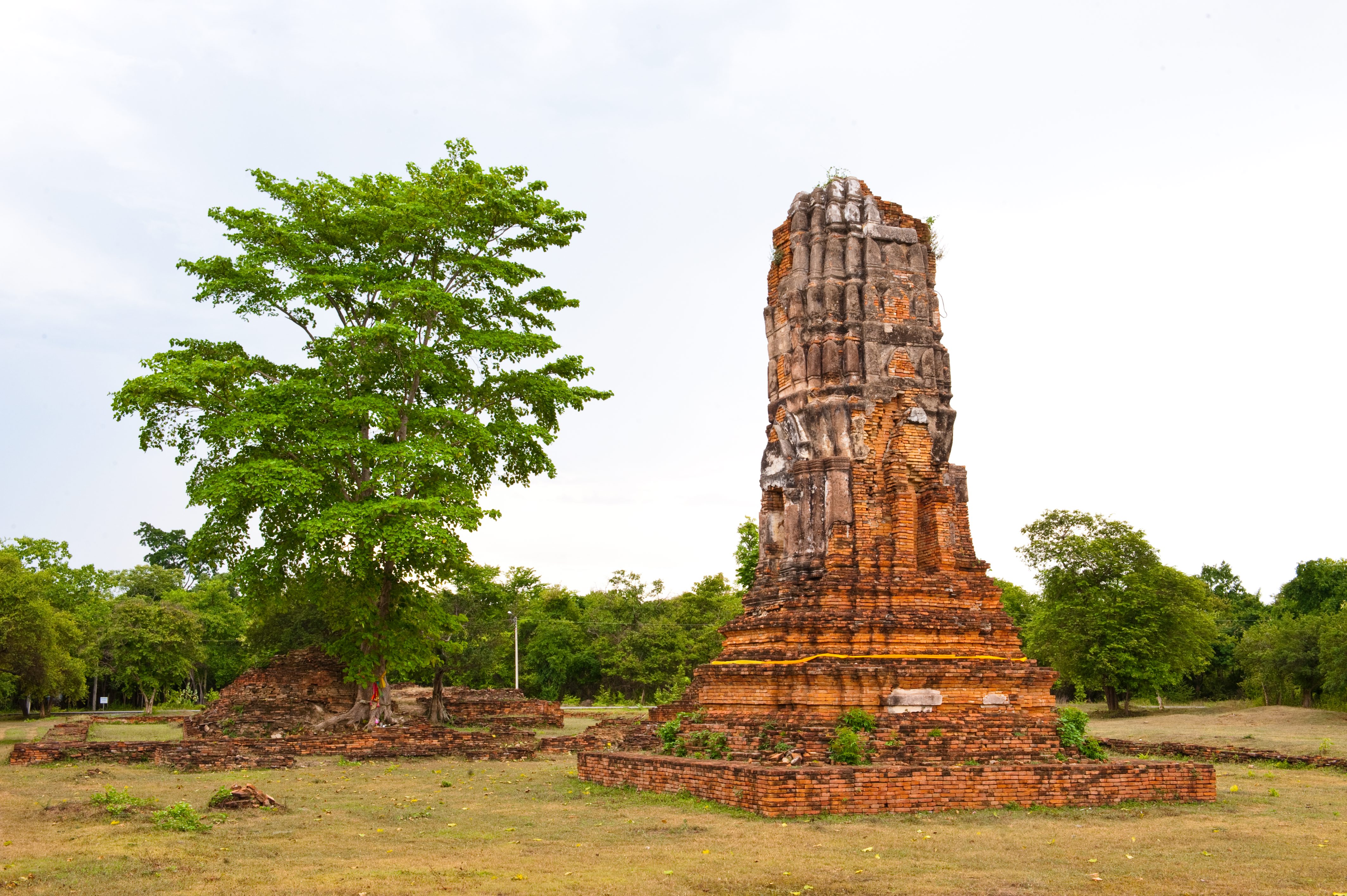 โบราณสถานในเขตเมืองกาญจนบุรีเก่า
