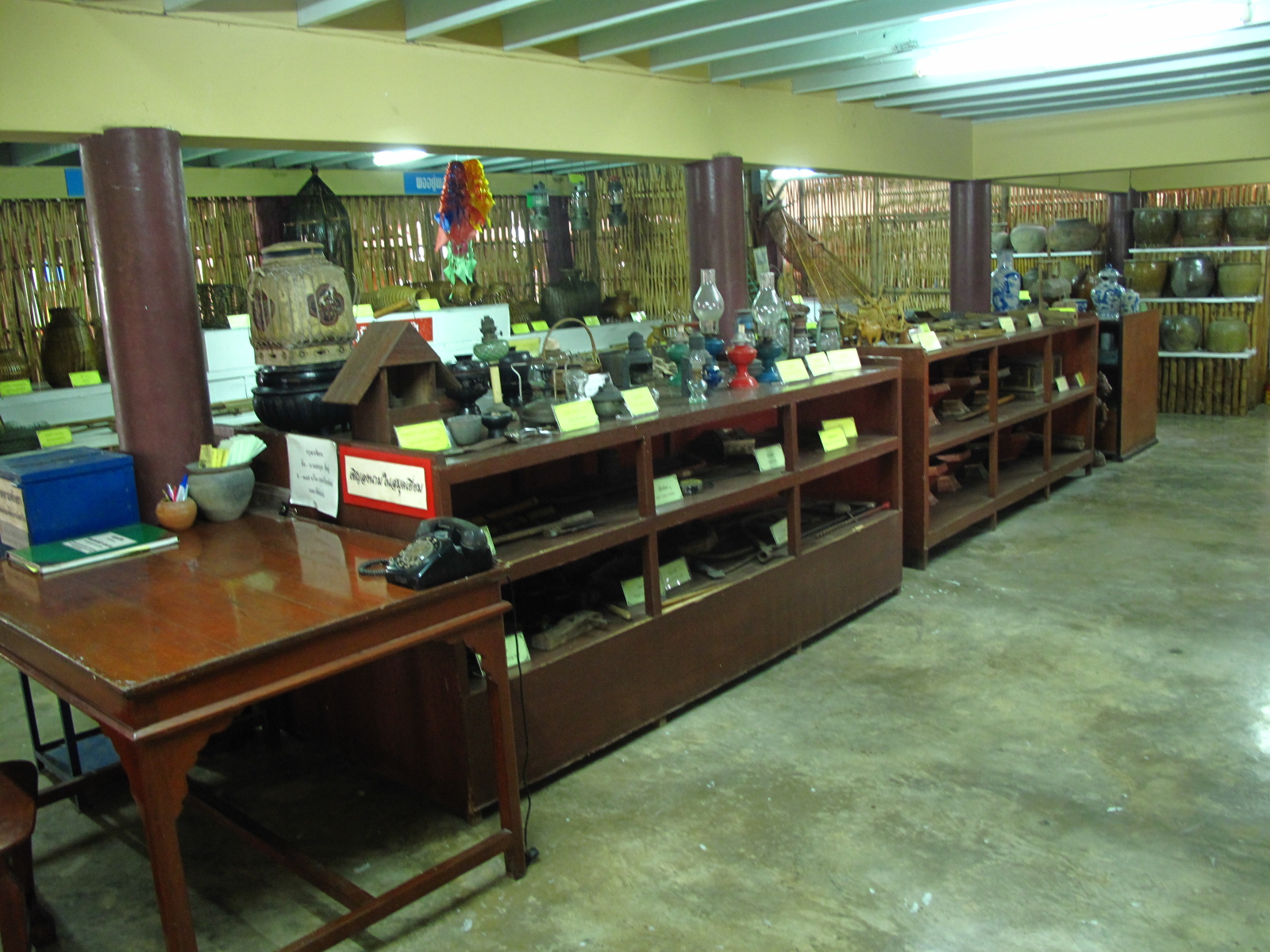 พิพิธภัณฑ์พื้นบ้านวัดสำโรง