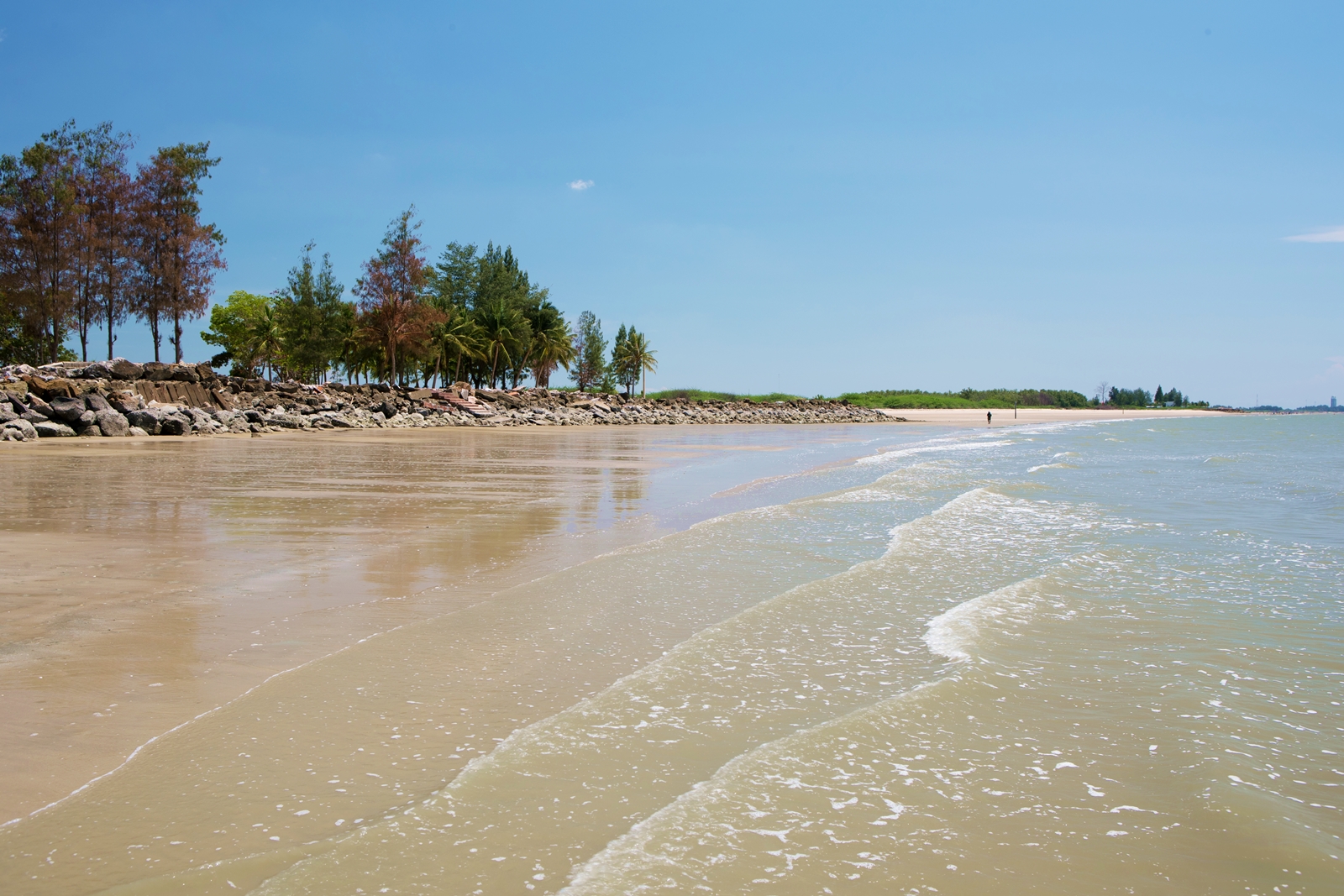 หาดปึกเตียน