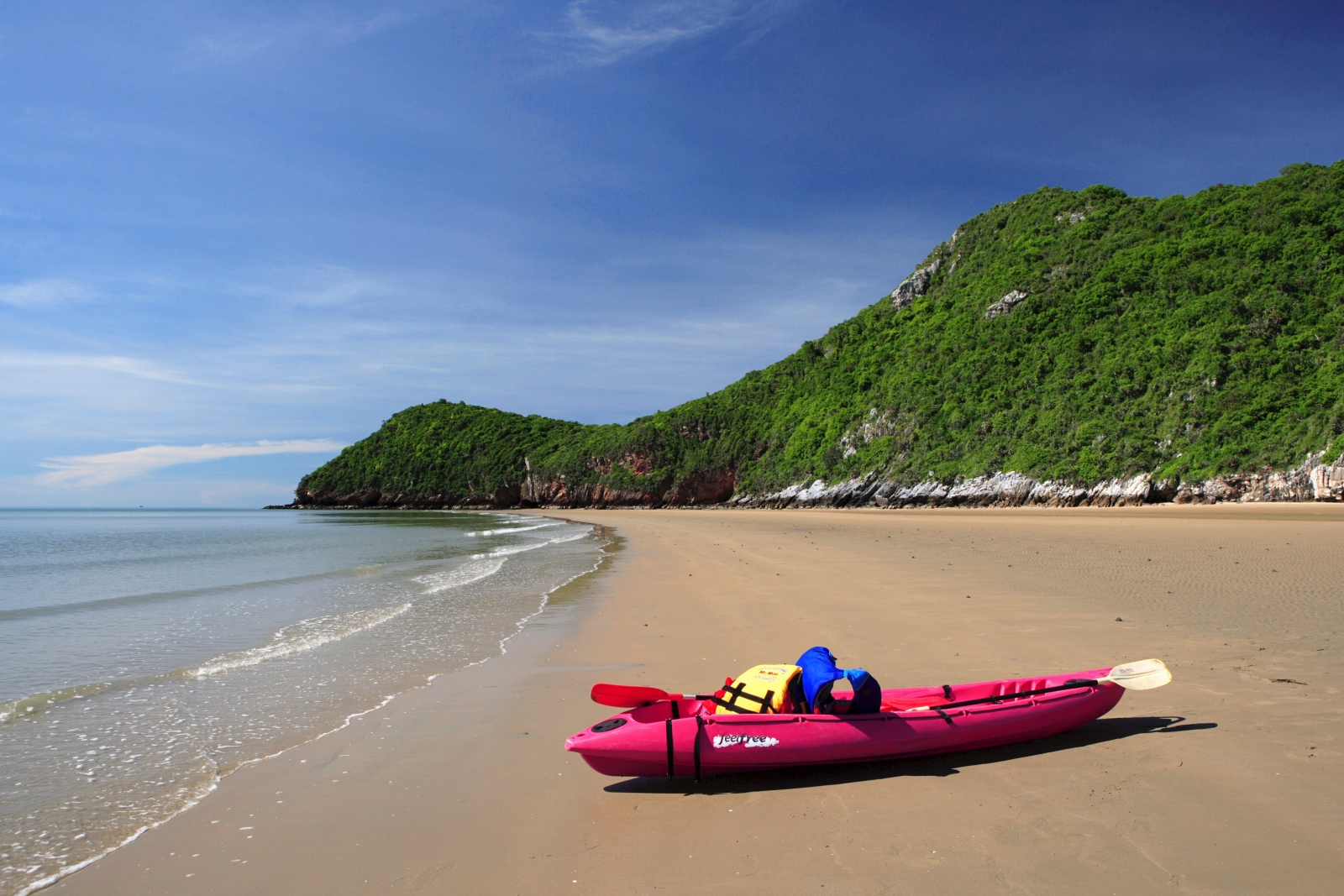 หาดนเรศวร (หาดเขากะโหลก)