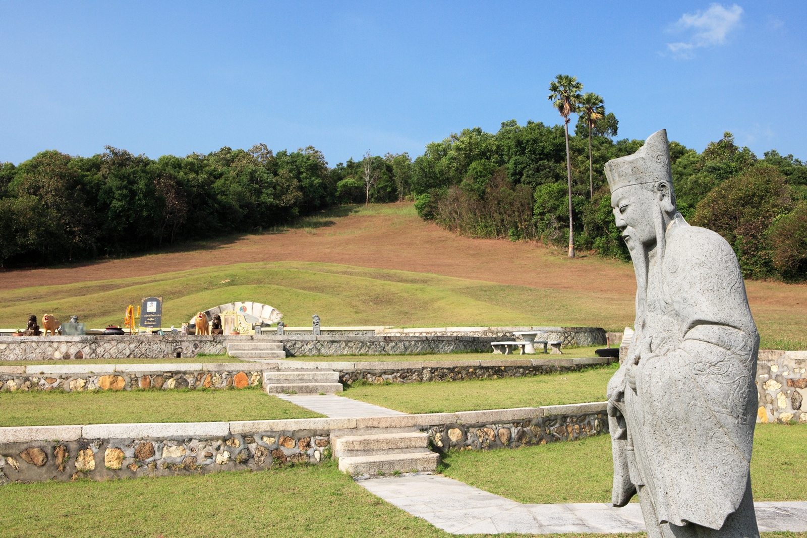 สุสานเจ้าเมืองระนอง