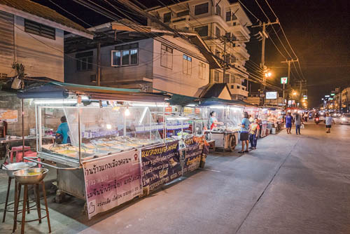 ตลาดนัดกลางคืน จังหวัดชุมพร