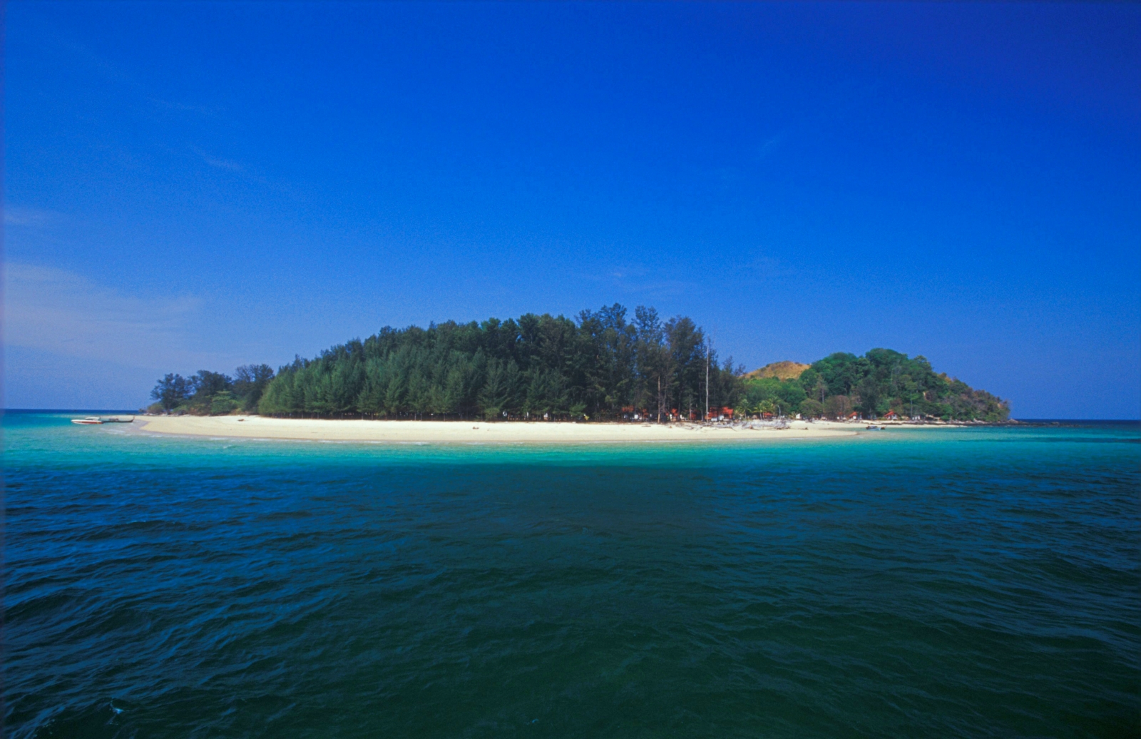 เกาะบุโหลน