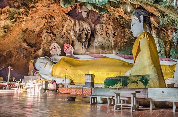 พระพุทธไสยาสน์วัดคูหาภิมุข (วัดหน้าถ้ำ)
