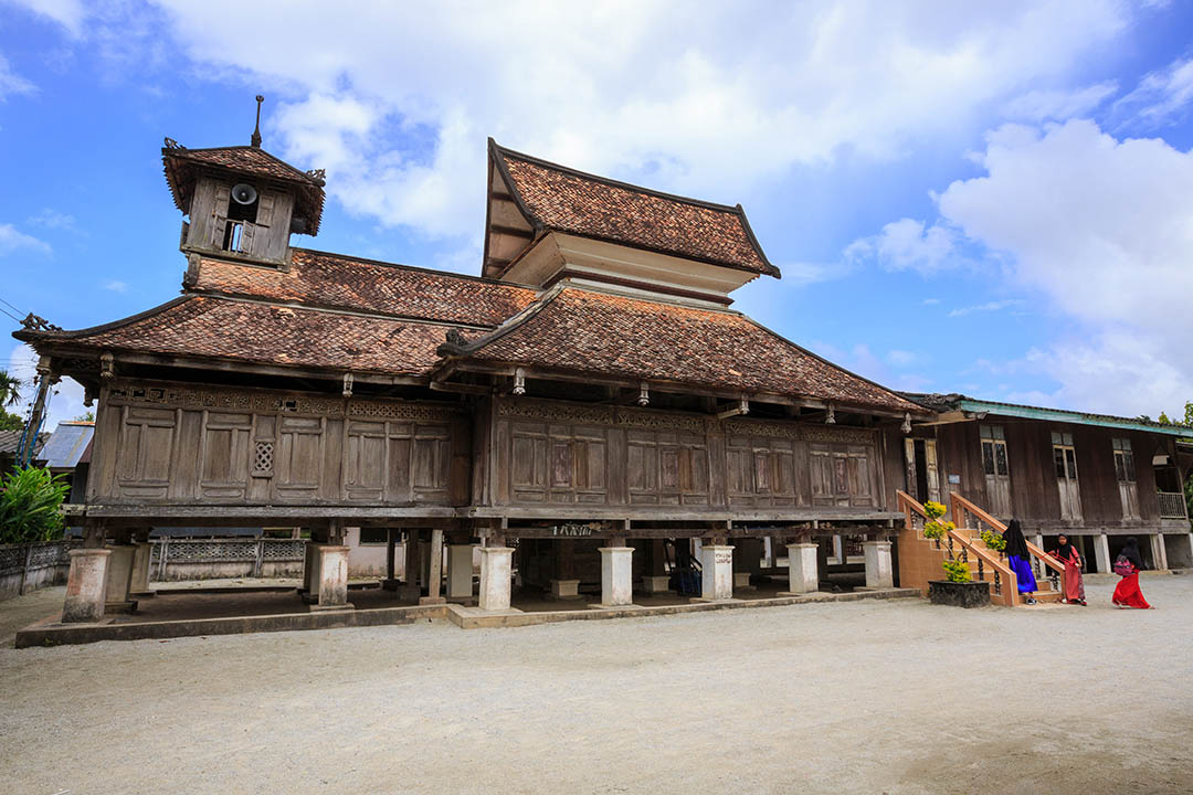 มัสยิดวาดีอัลฮูเซ็น หรือมัสยิดตะโละมาเนาะ (มัสยิด 300 ปี)